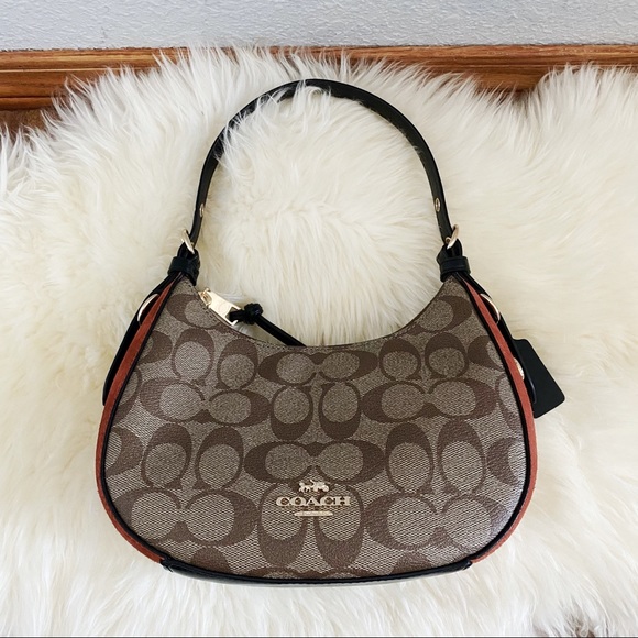 🆕 Coach Hobo Crossbody Bag in Signature Canvas - Picture 5 of 9